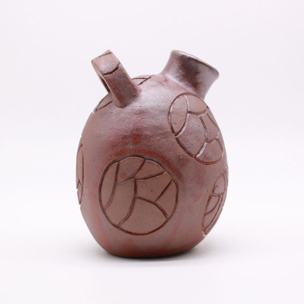 Shino Hold it Like Bag No Reflection Carved World Clay Bottle 