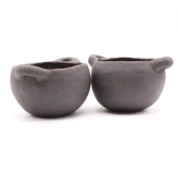Black cups for good hearts