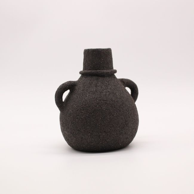 Plump Like A Plum Sandy Black Bottle